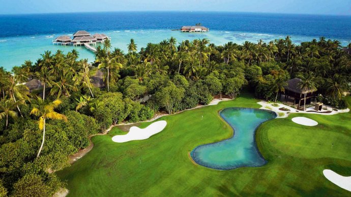 Velaa Private Island - Golf
